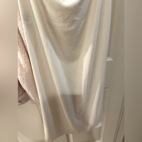 NWNT Forever 21 Cream Sleeveless Fitted Contour Dress 2025 - Picture 7 of 7